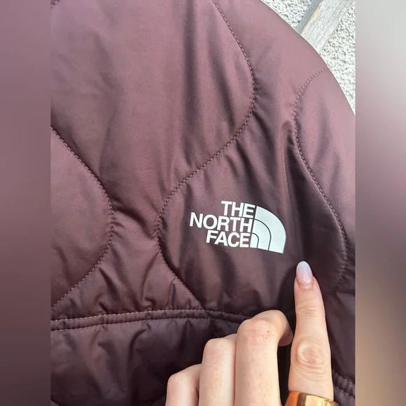 The North Face Ampato Quilted liner longline jacket in Coal brown New with Tags! - Picture 12 of 12